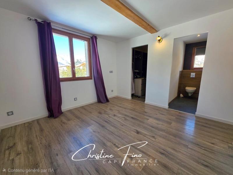 Châlet - 162 m² - 8 pièces