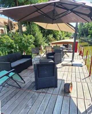 Péniche - 100 m² - 4 pièces