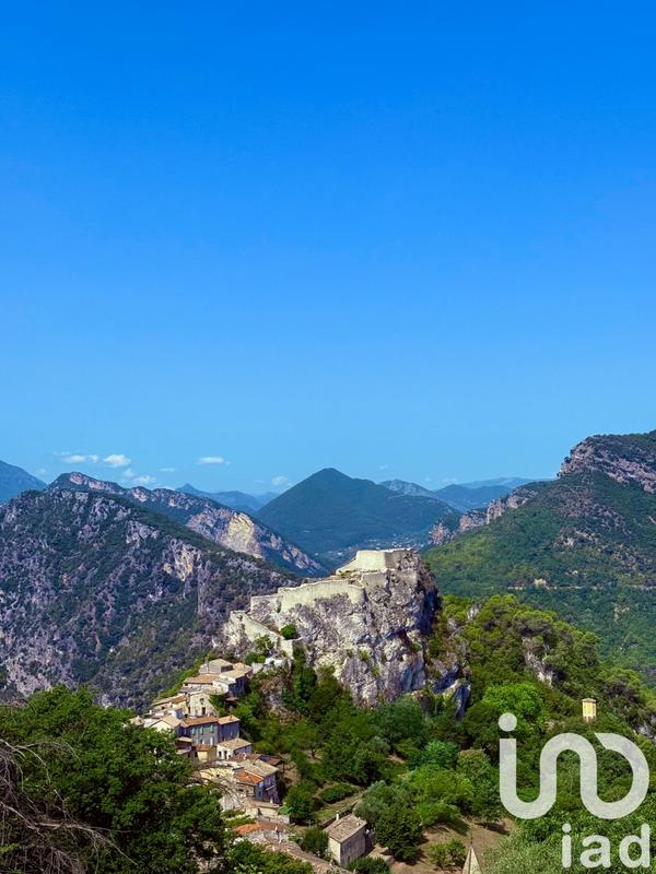 Maison - 207 m² - 7 pièces