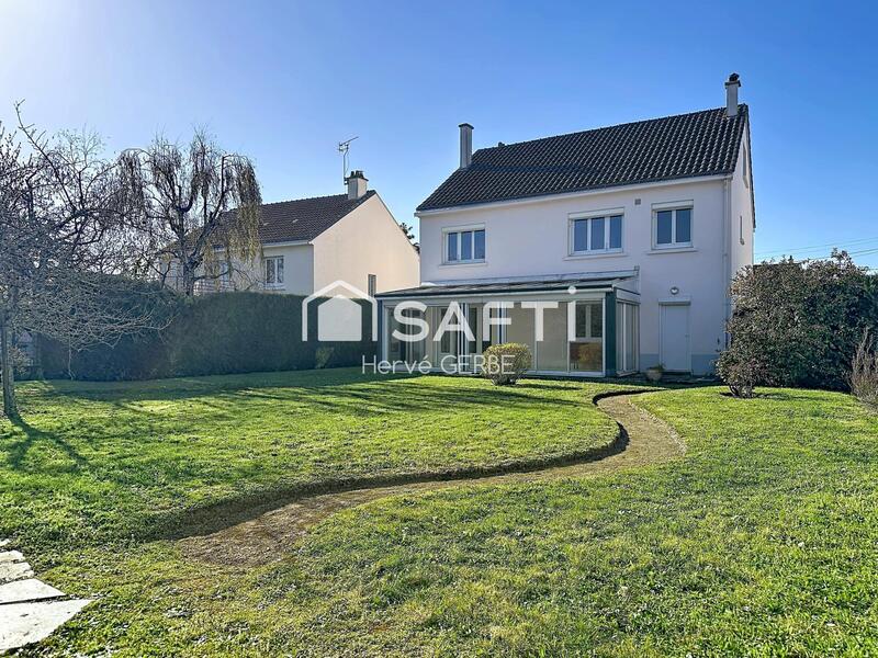 Maison - 139 m² - 5 pièces