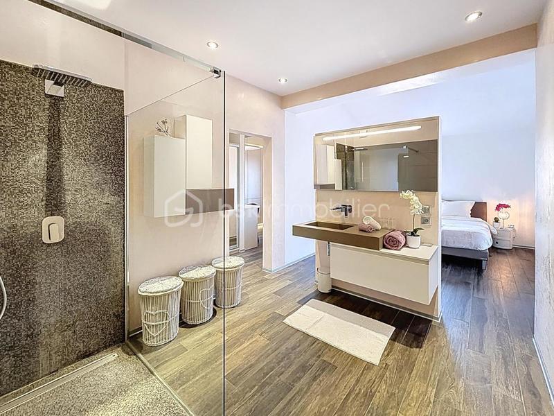 Appartement - 89 m² - 3 pièces