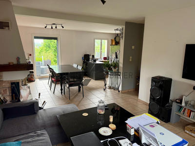 Propriété - 100 m² - 6 pièces