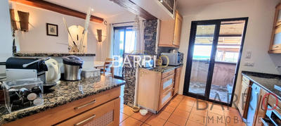 Villa - 200 m² - 8 pièces