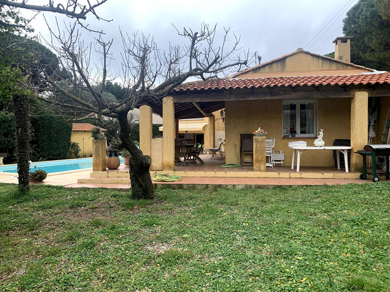 Maison - 180 m² - 7 pièces