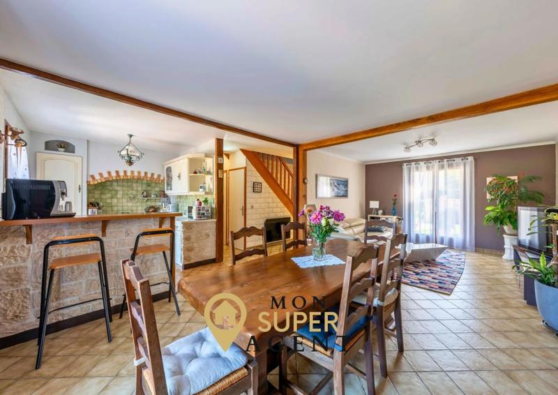 Château - 105 m² - 5 pièces