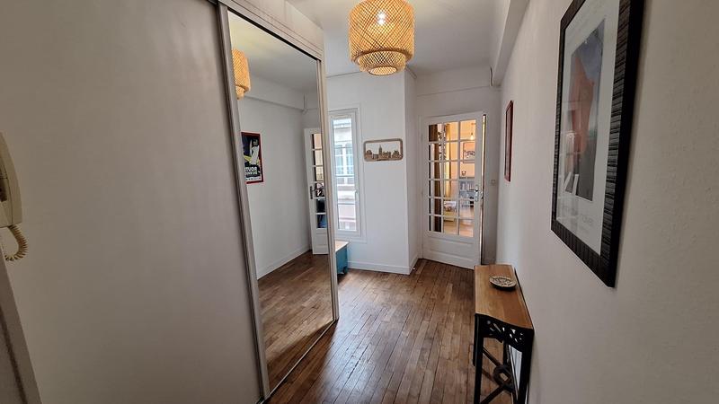 Appartement - 60 m² - 3 pièces