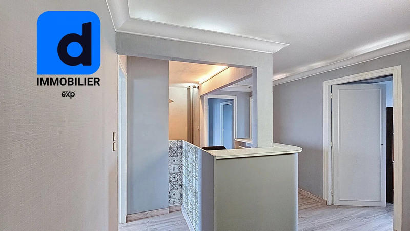 Bureau - 122 m² - 6 pièces