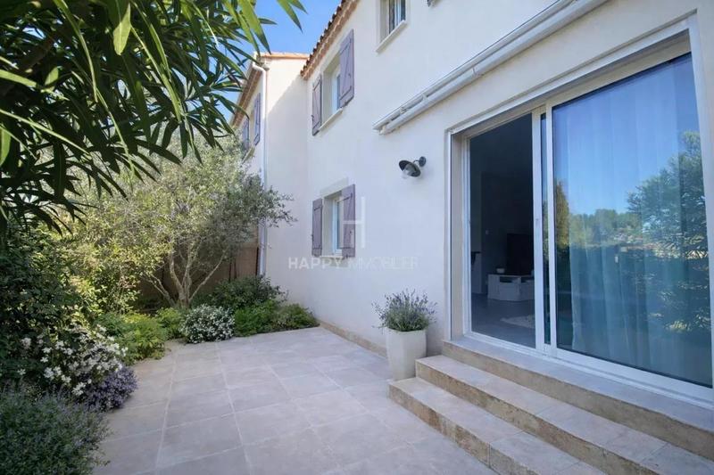 Maison - 88 m² - 5 pièces