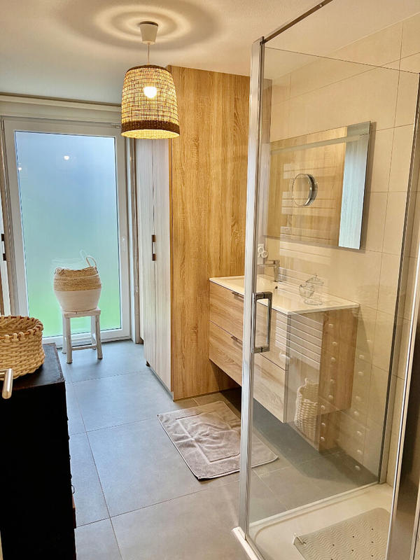 Appartement - 95 m² - 5 pièces