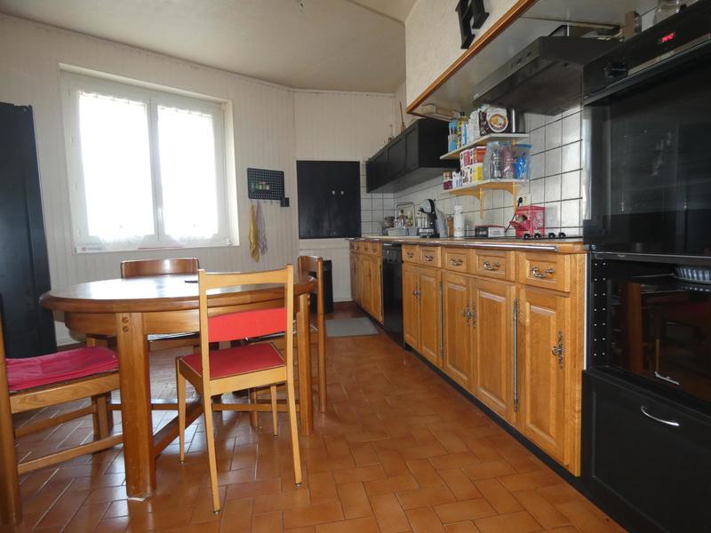 Maison - 180 m² - 7 pièces