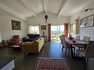 Maison - 165 m² - 4 pièces