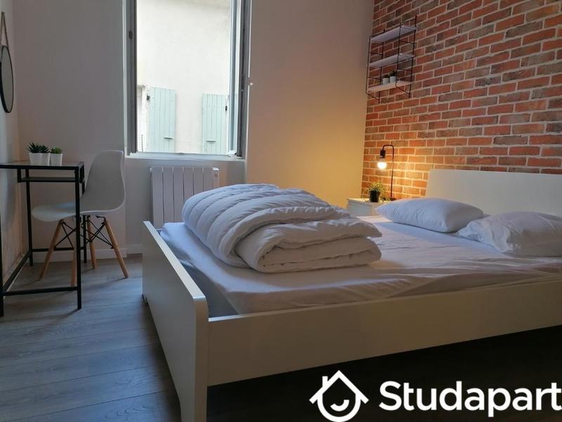 Chambre - 11 m² - 1 pièce