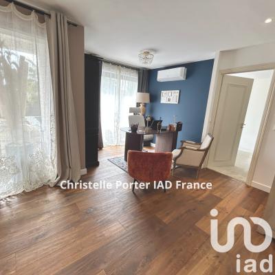 Maison - 200 m² - 6 pièces