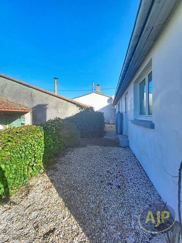 Maison - 141 m² - 6 pièces