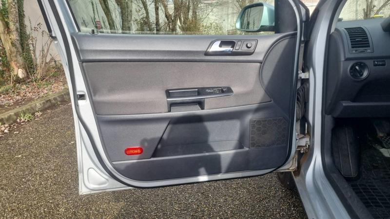 Volkswagen Polo 1.2 60 Family - 5 places