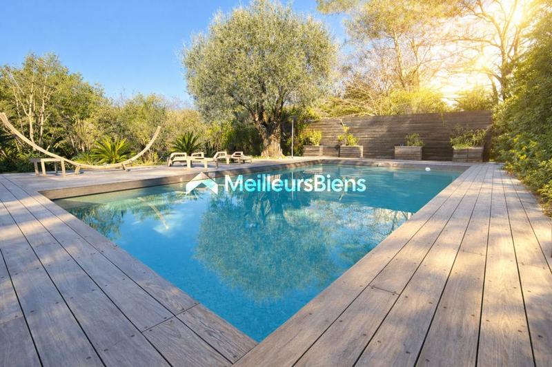 Villa - 188 m² - 6 pièces