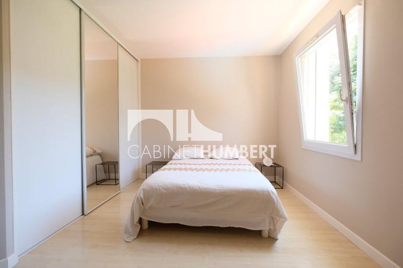 Maison - 220 m² - 7 pièces