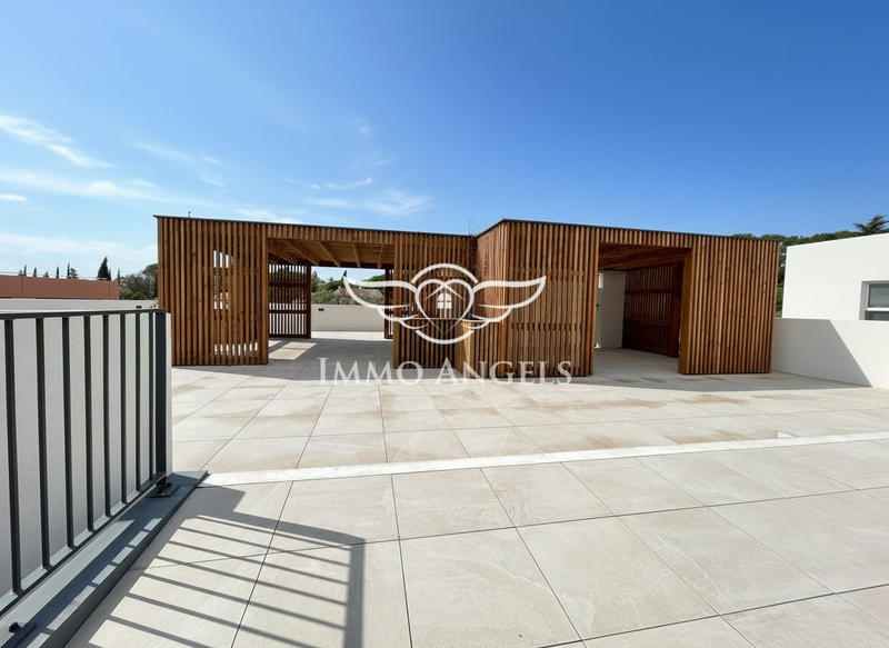 Appartement - 125 m² - 5 pièces