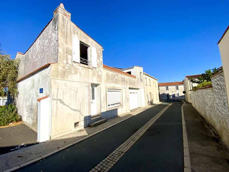 Maison - 148 m² - 6 pièces