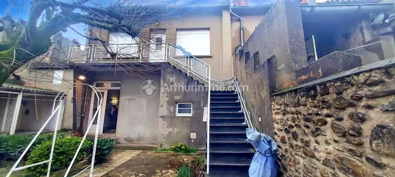 Immeuble - 250 m² - 9 pièces