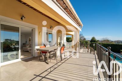 Maison - 130 m² - 4 pièces