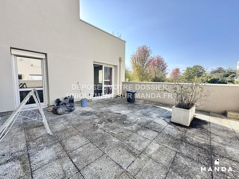 Chambre - 10 m² - 4 pièces