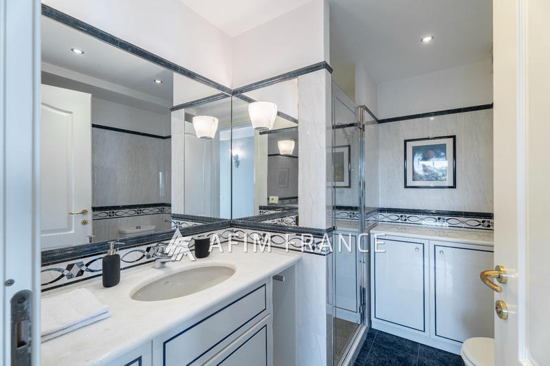 Appartement - 89 m² - 3 pièces