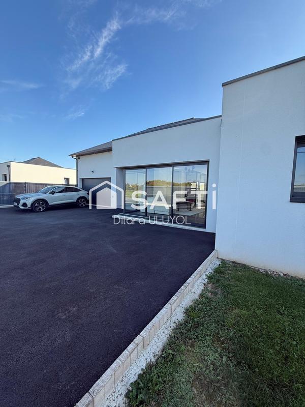 Maison - 152 m² - 8 pièces