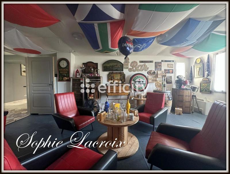 Maison - 212 m² - 6 pièces