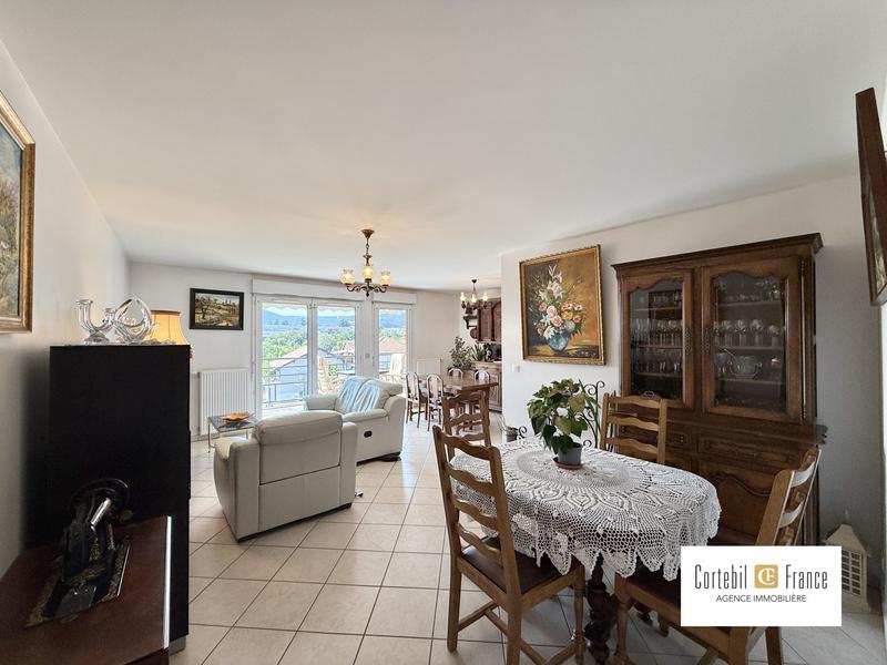 Appartement - 88 m² - 4 pièces