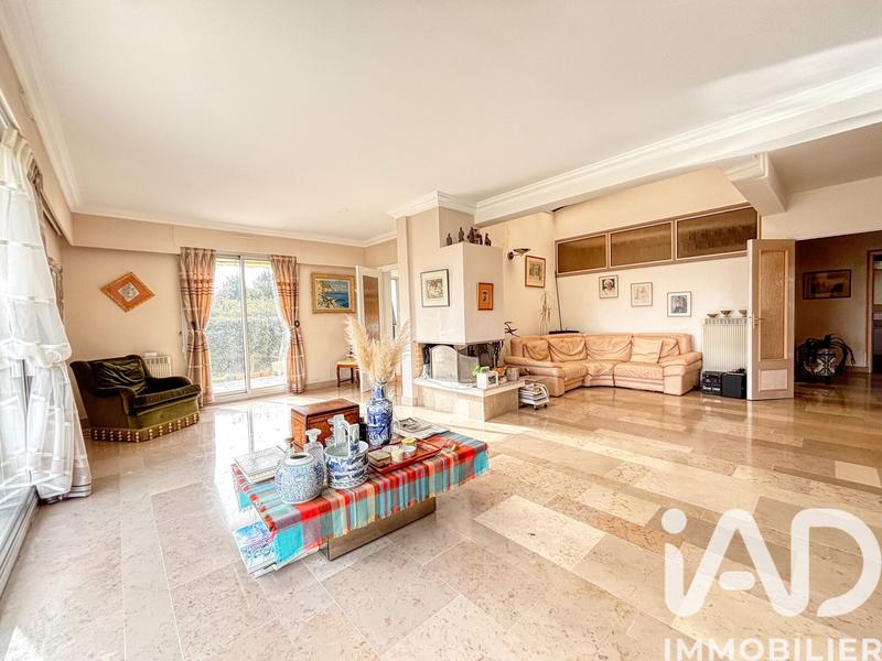 Maison de maîtres - 205 m² - 6 pièces