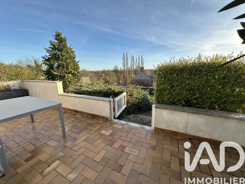 Maison - 180 m² - 6 pièces