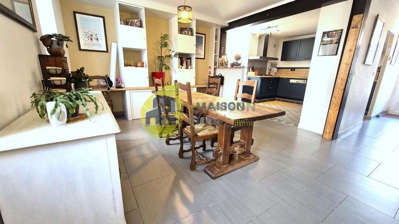Maison - 162 m² - 7 pièces