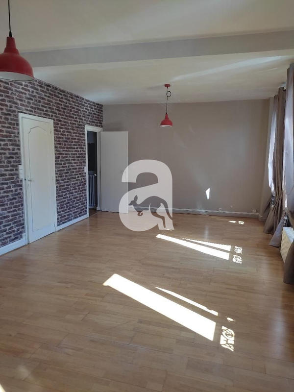 Duplex - 98 m² - 4 pièces