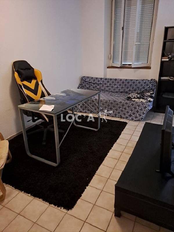 Studio - 25 m² - 1 pièce