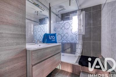 Maison - 76 m² - 4 pièces