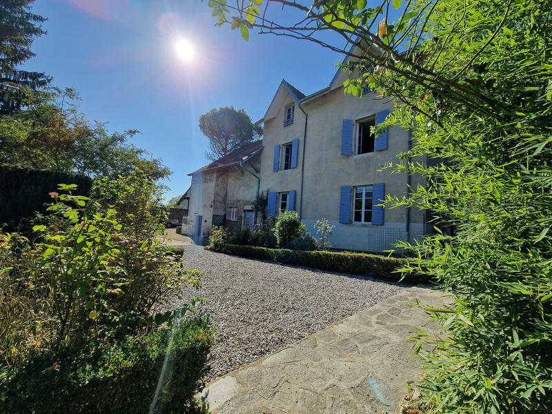 Maison - 190 m² - 10 pièces