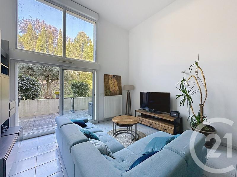 Duplex - 101 m² - 5 pièces