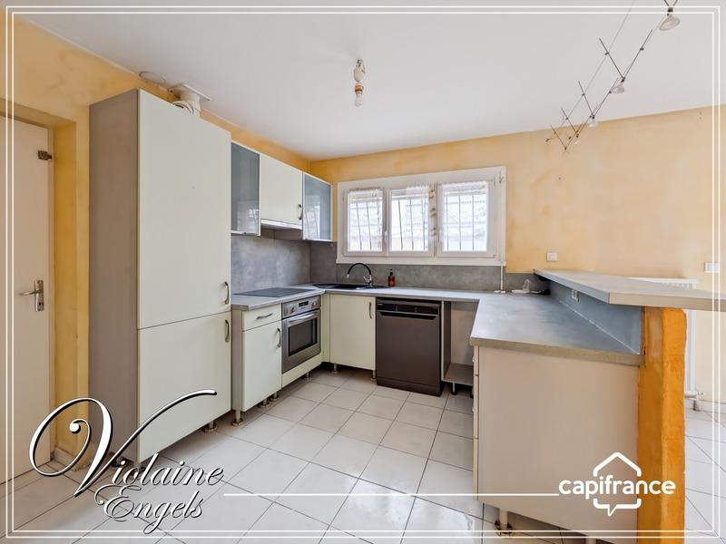 Maison - 80 m² - 5 pièces