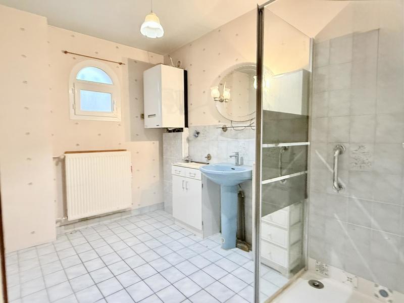 Maison - 152 m² - 7 pièces