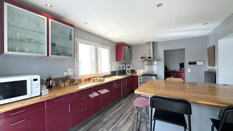 Maison - 159 m² - 6 pièces