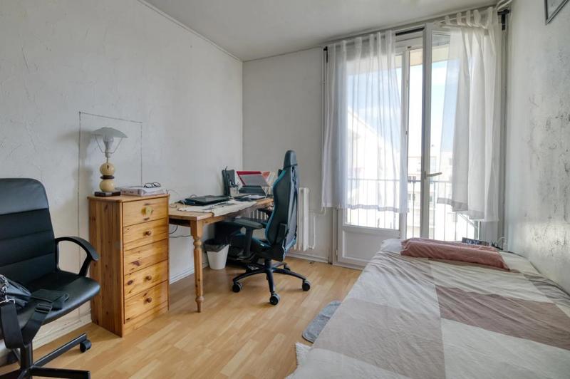 Appartement - 70 m² - 4 pièces