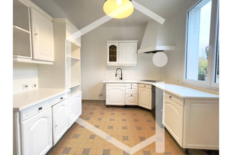 Maison - 66 m² - 4 pièces