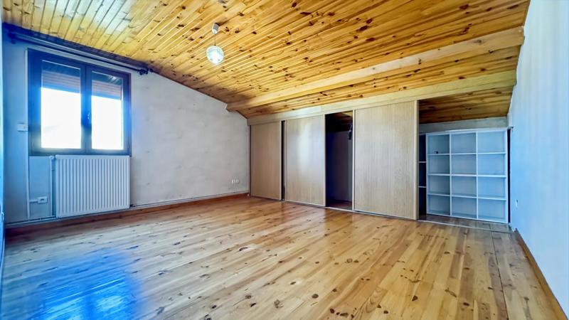 Maison - 157 m² - 8 pièces