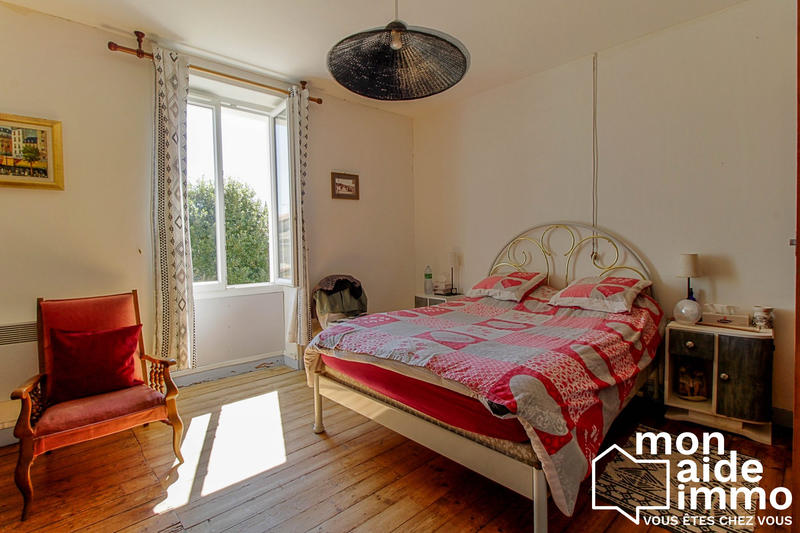 Maison traditionnelle - 135 m² - 5 pièces