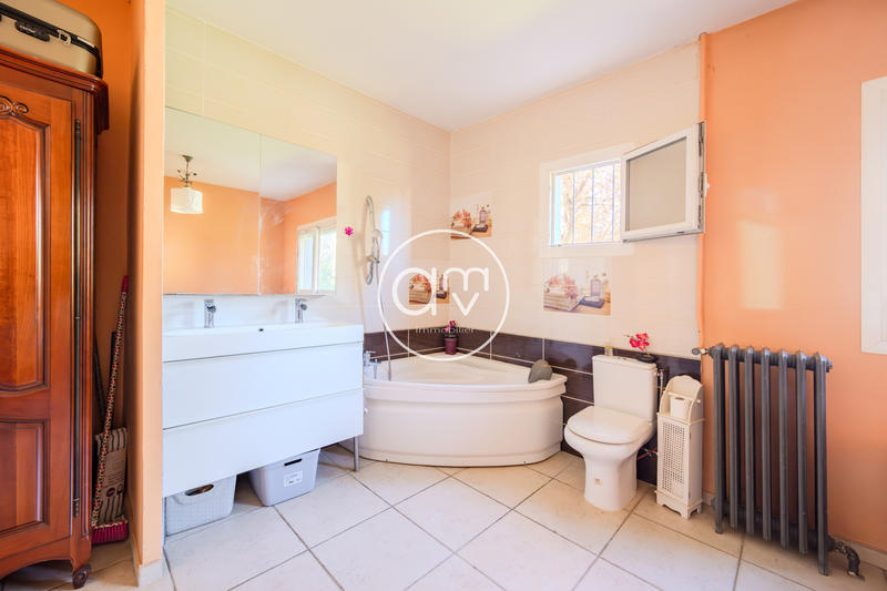 Maison - 106 m² - 4 pièces