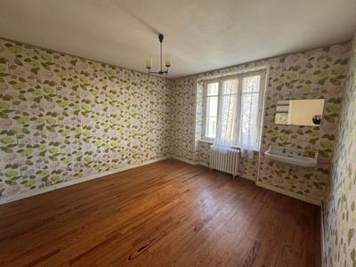 Maison - 175 m² - 8 pièces