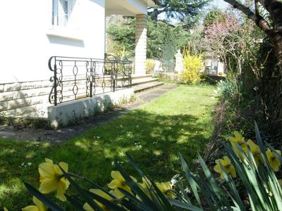 Maison - 95 m² - 5 pièces