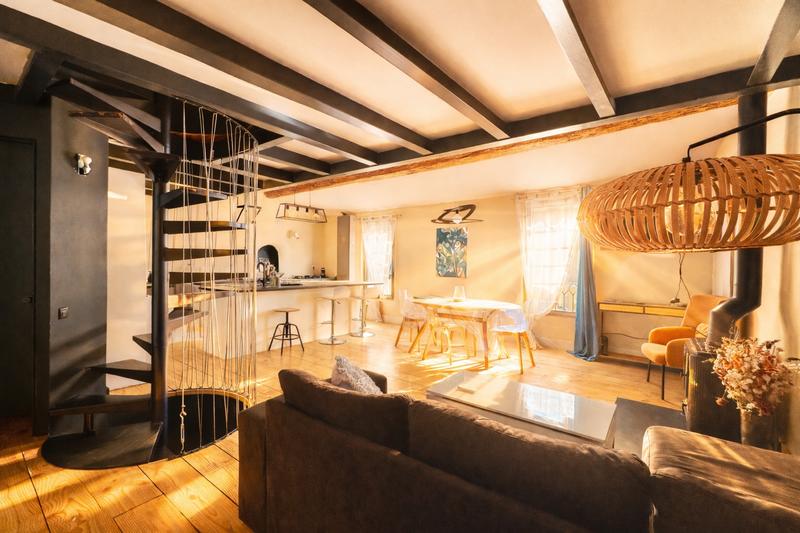 Maison - 140 m² - 7 pièces