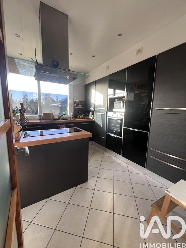 Maison - 158 m² - 7 pièces